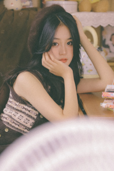年轻的妈妈三